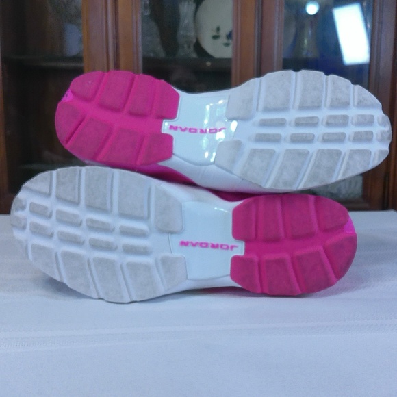 EUC Nike Air Jordan Runner LX Premium Heiress Woman's Sneakers Sz 8.5 COA Includ - Picture 7 of 13